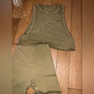 Green lululemon set